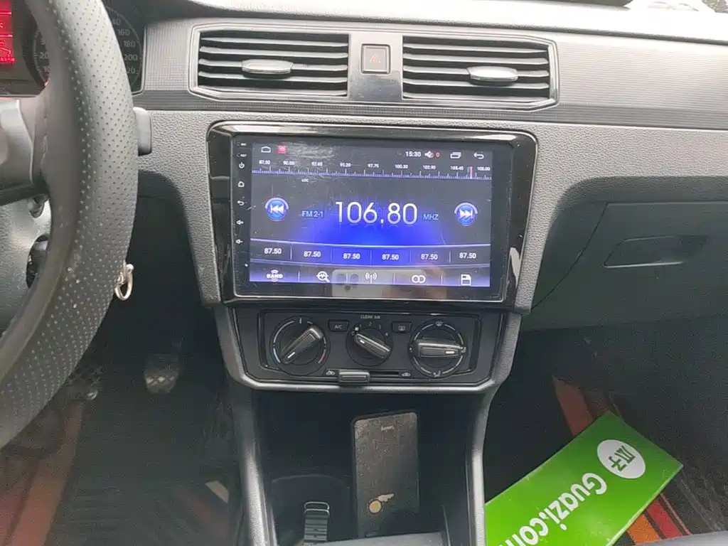 Volkswagen Santana — миниатюра 13