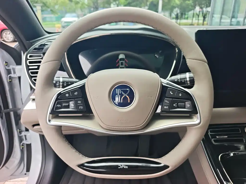 BYD Han — миниатюра 9