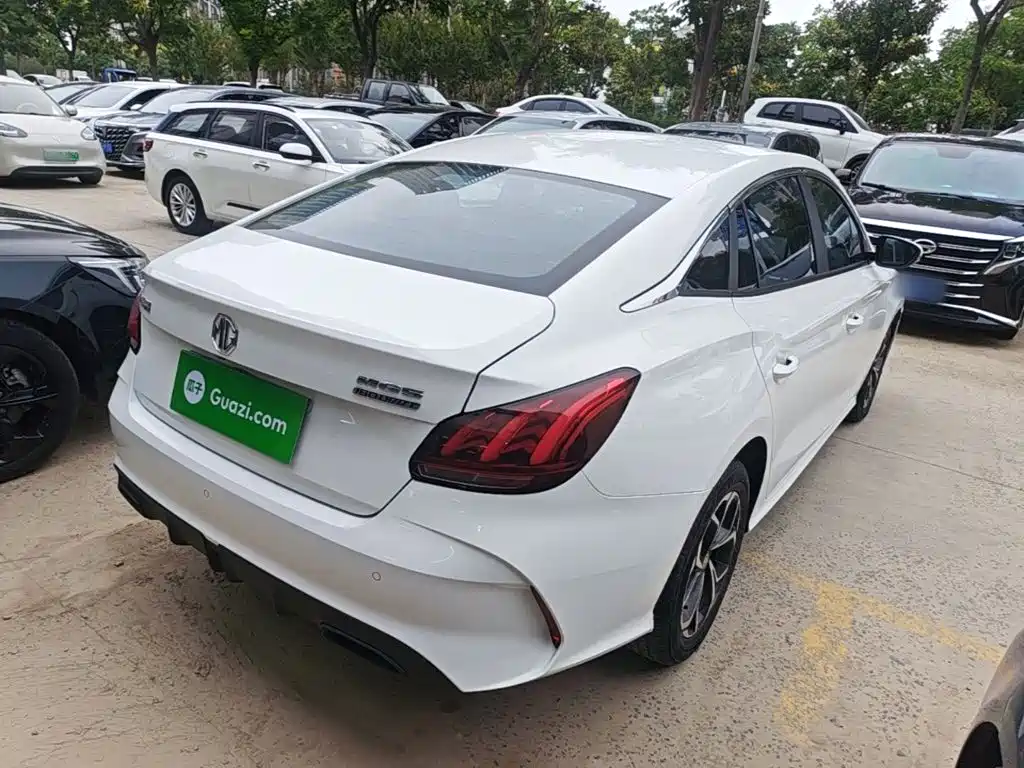 MG MG5 — миниатюра 7