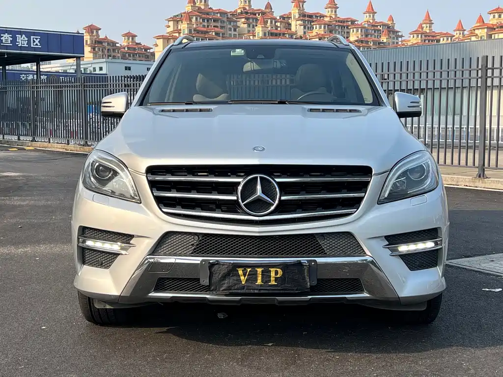 Mercedes-Benz M-Class — миниатюра 2
