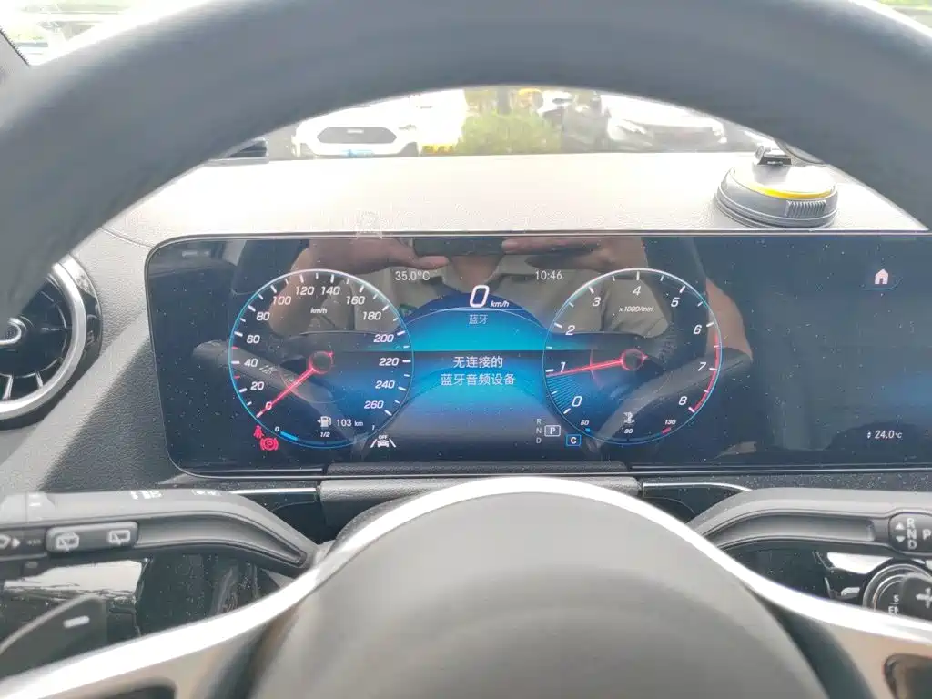 Mercedes-Benz GLA — миниатюра 12