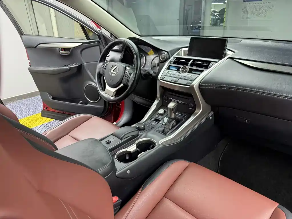 Lexus NX — миниатюра 11