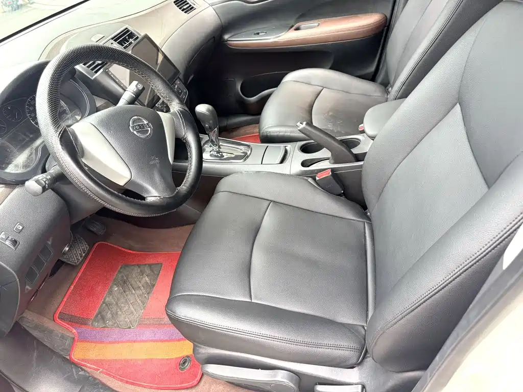 Nissan Tiida — миниатюра 4