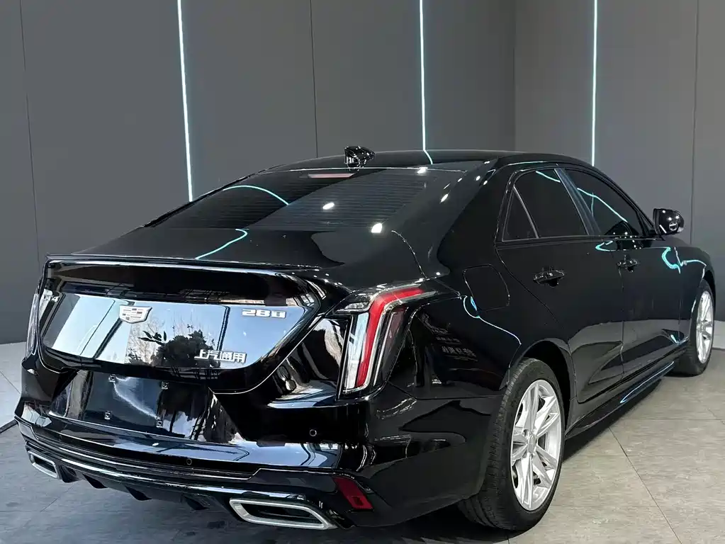 CADILLAC CT4