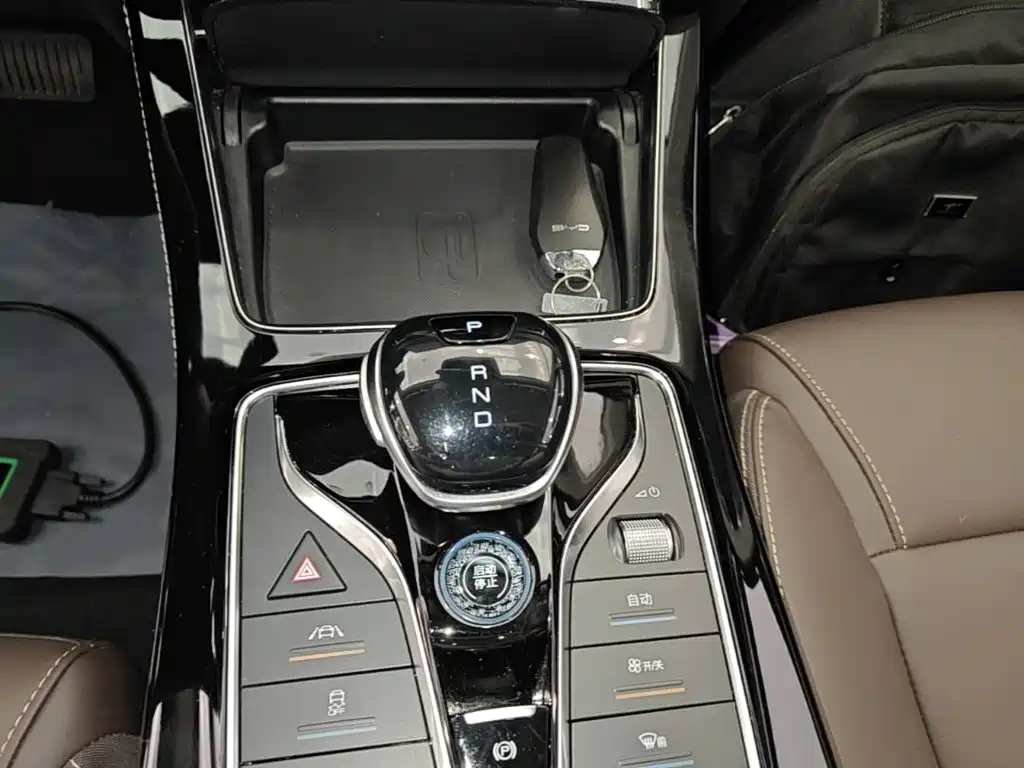 BYD MAX New Energy — миниатюра 14