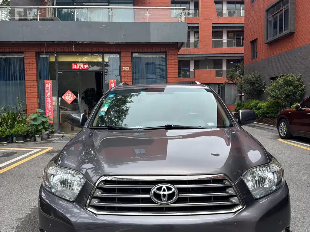 Toyota Highlander — миниатюра 2