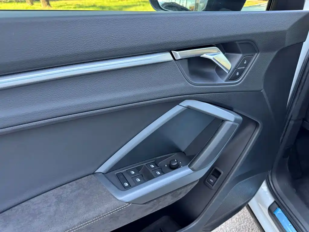 Audi Q3 Sportback — миниатюра 11