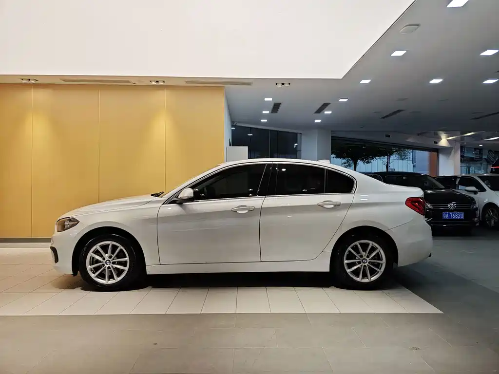 BMW 1 Series — миниатюра 6