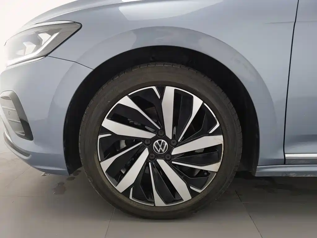 Volkswagen Passat — миниатюра 17