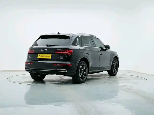 Audi Q5L — миниатюра 8