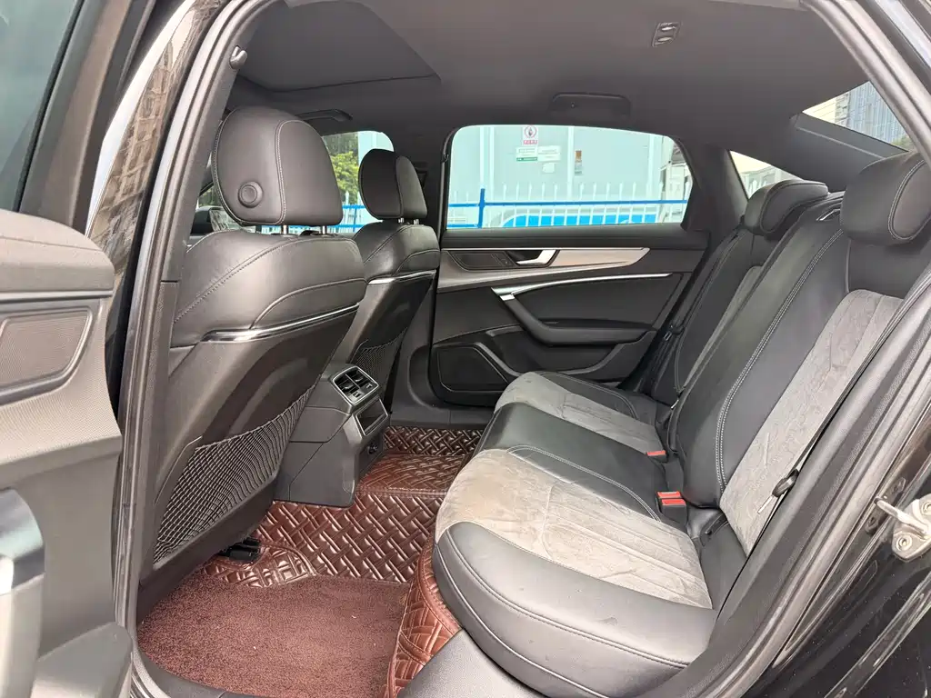 Audi A6L — миниатюра 4