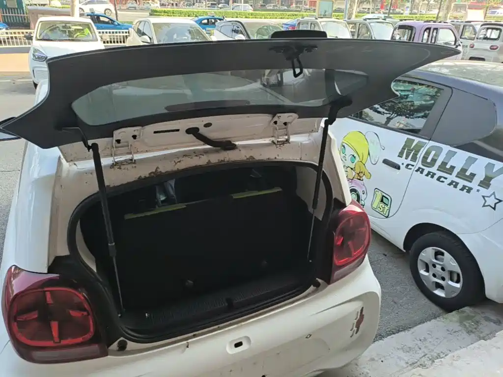 Roewe Clever — миниатюра 19