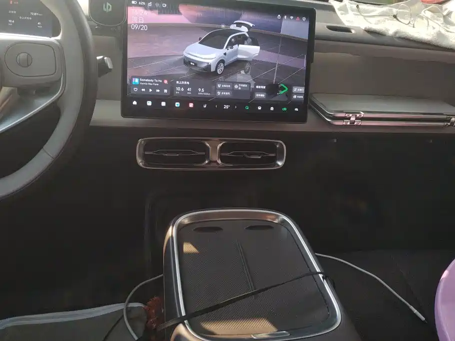 Leapmotor Leapmotor B10 — миниатюра 16