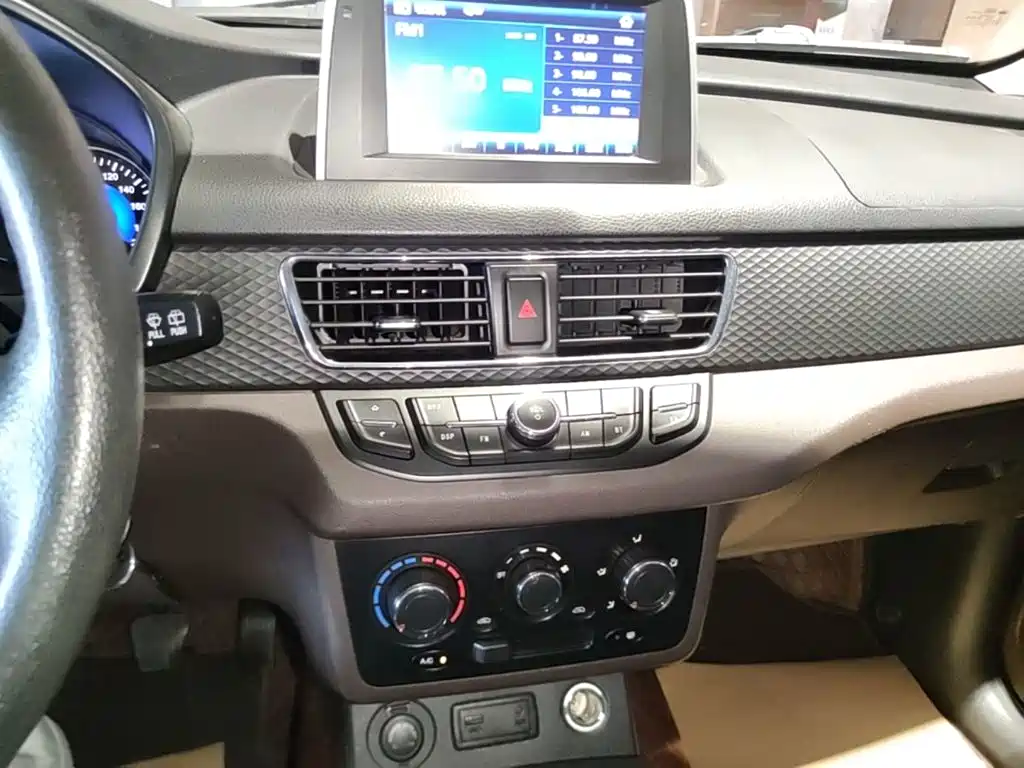 Fengguang Fengguang 330 — миниатюра 13