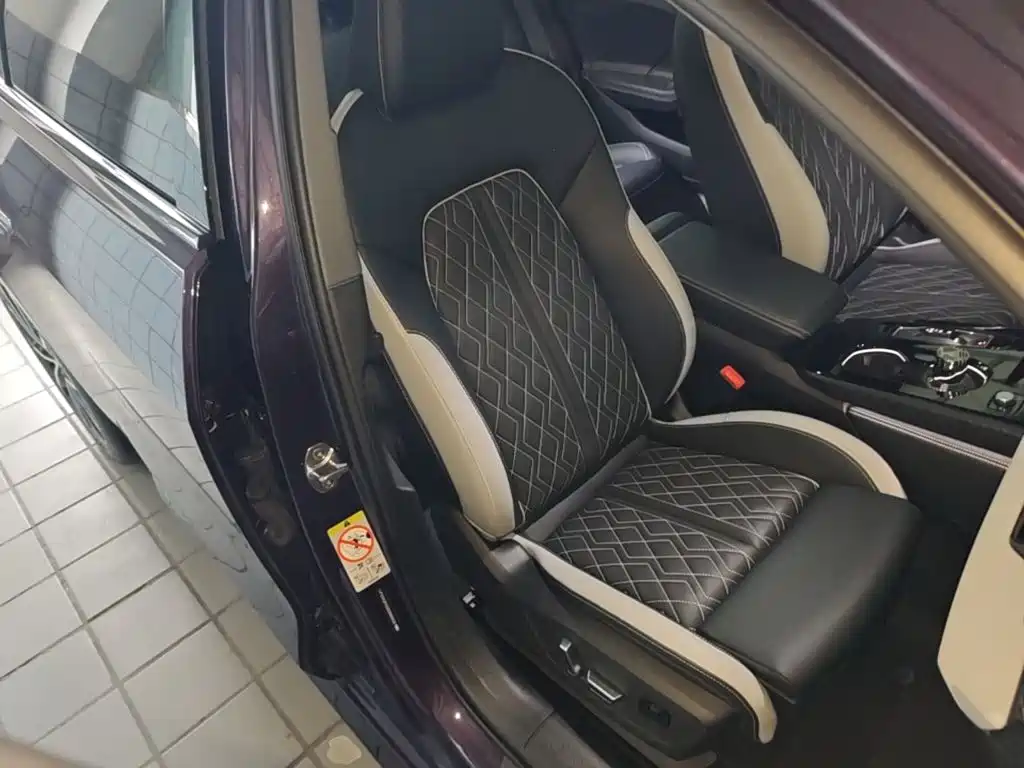 Audi A5L — миниатюра 25