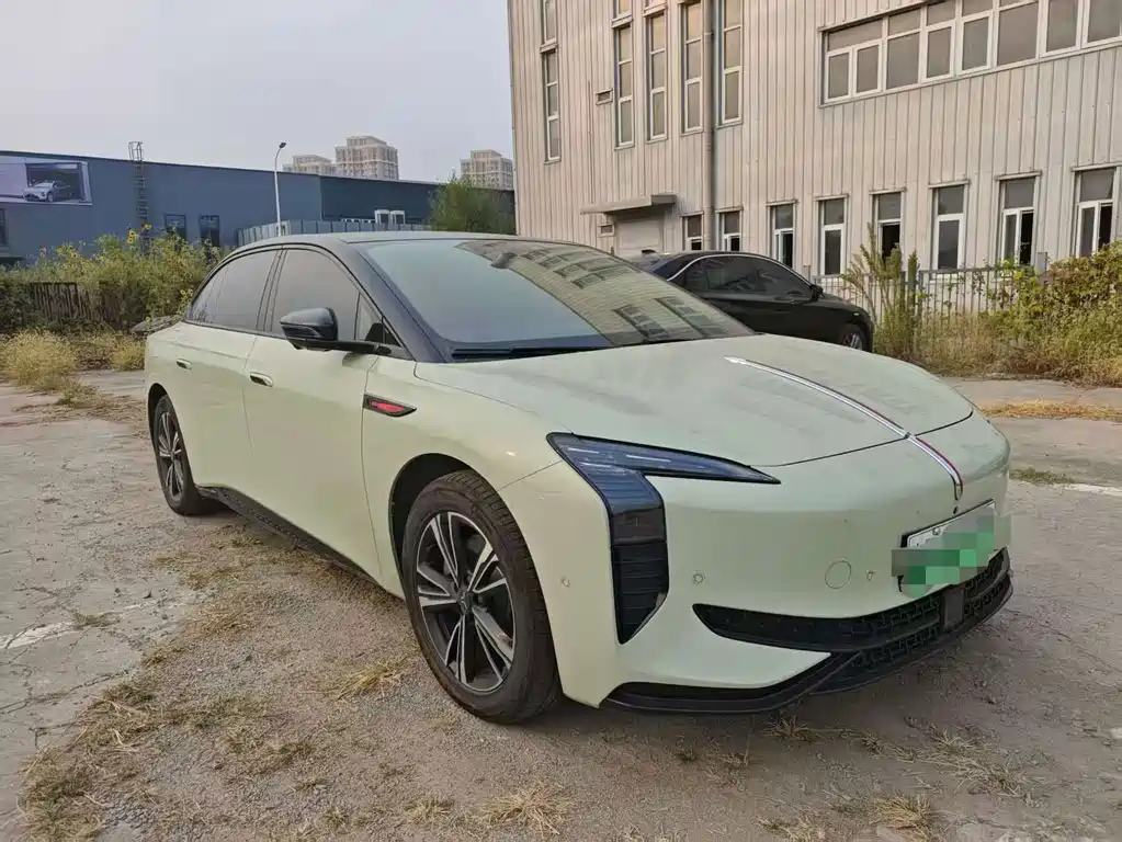 Hongqi Hongqi EH7 — миниатюра 5