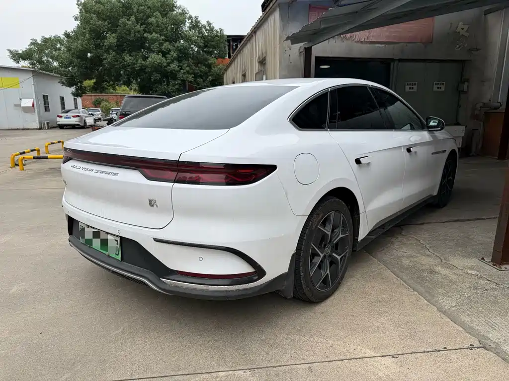 BYD Han — миниатюра 4