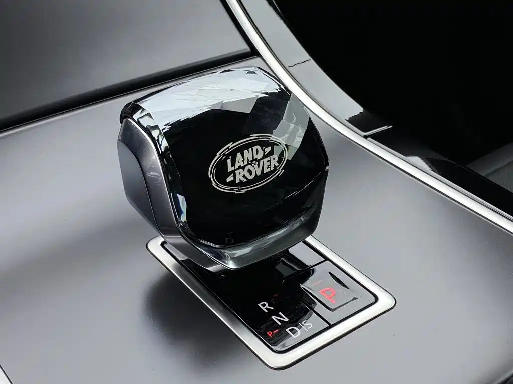 Land Rover Velar — миниатюра 23