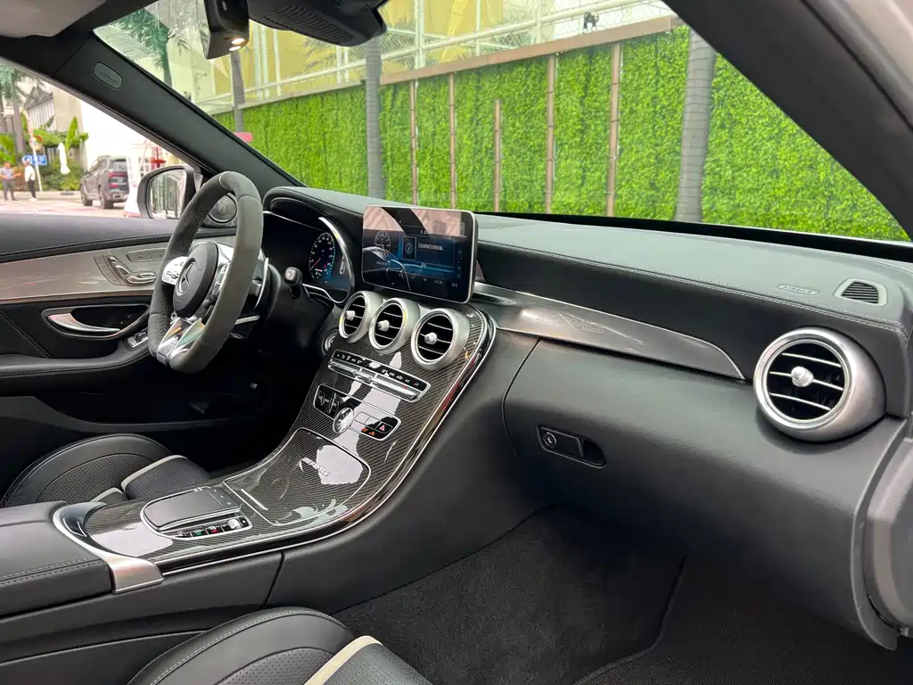 Mercedes-Benz C-Class AMG — миниатюра 11