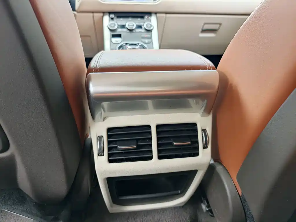 Land Rover Evoque (Import) — миниатюра 11