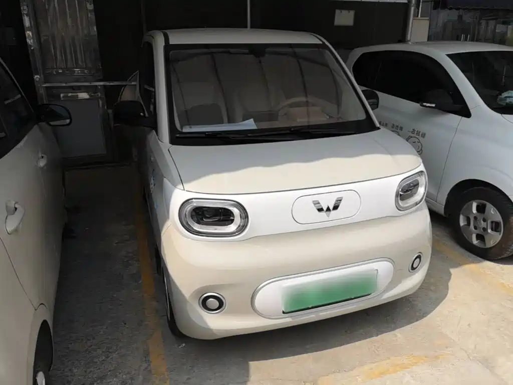 Wuling MINIEV — миниатюра 4