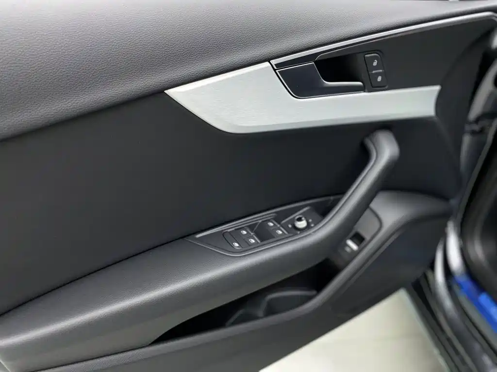 Audi A4L — миниатюра 18