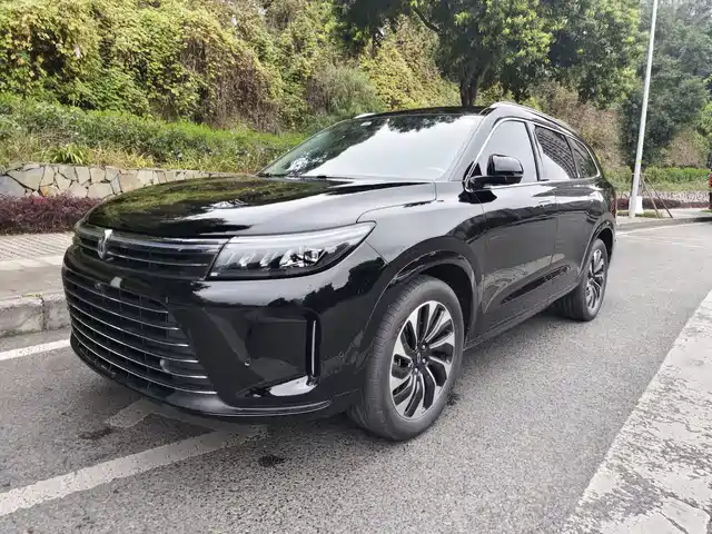 AITO ASK THE WORLD M7 2025