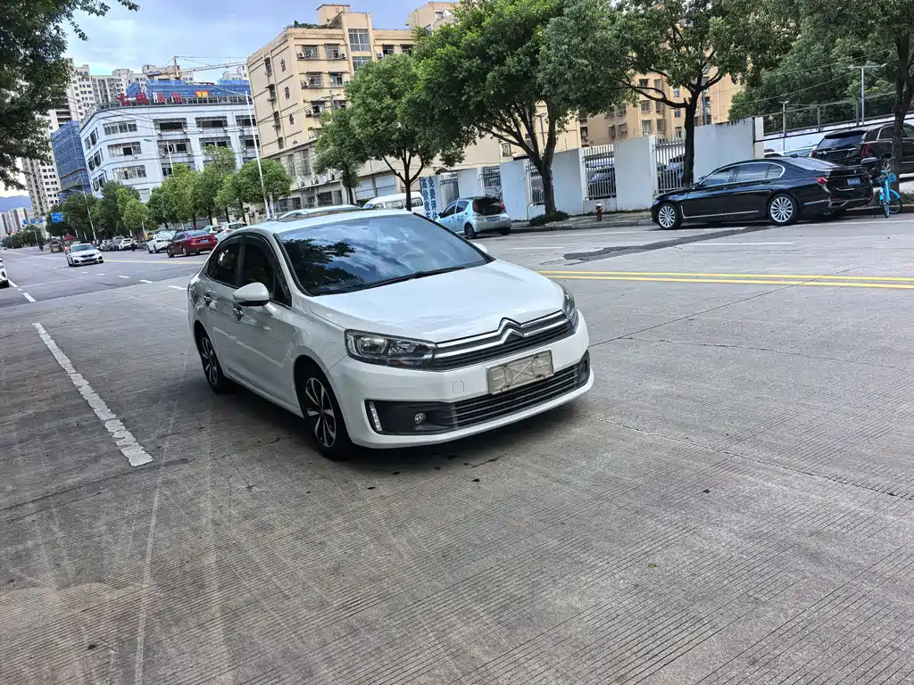 Citroen C4 — миниатюра 3