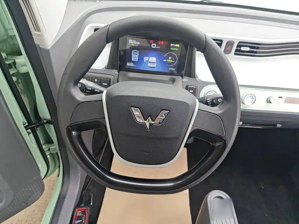 Wuling MINIEV — миниатюра 7