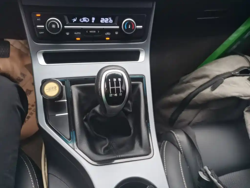 Geely Emgrand — миниатюра 14