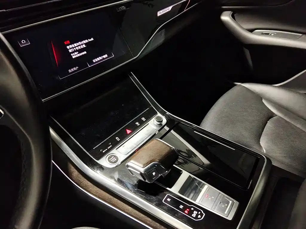 Audi Q8 — миниатюра 13