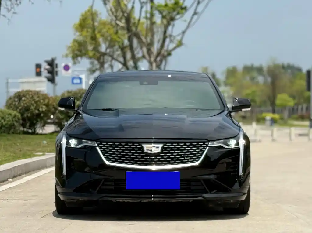 Cadillac CT4 — миниатюра 2