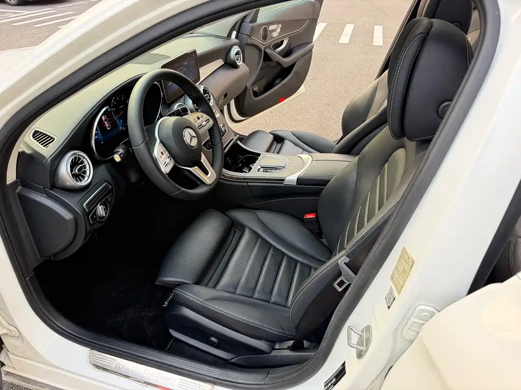 Mercedes-Benz C-Class — миниатюра 9