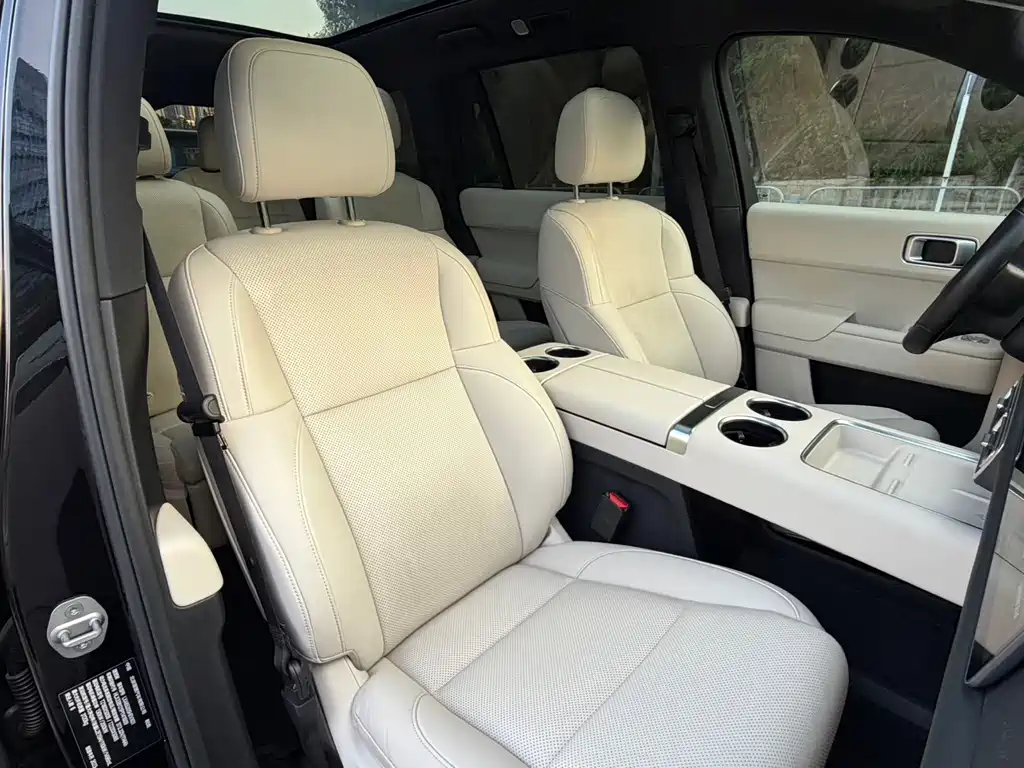 Li Auto Li L9 — миниатюра 16
