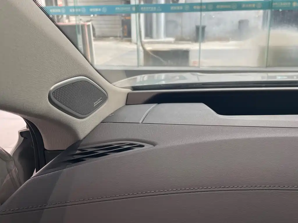 Volkswagen ID.7 VIZZION — миниатюра 8