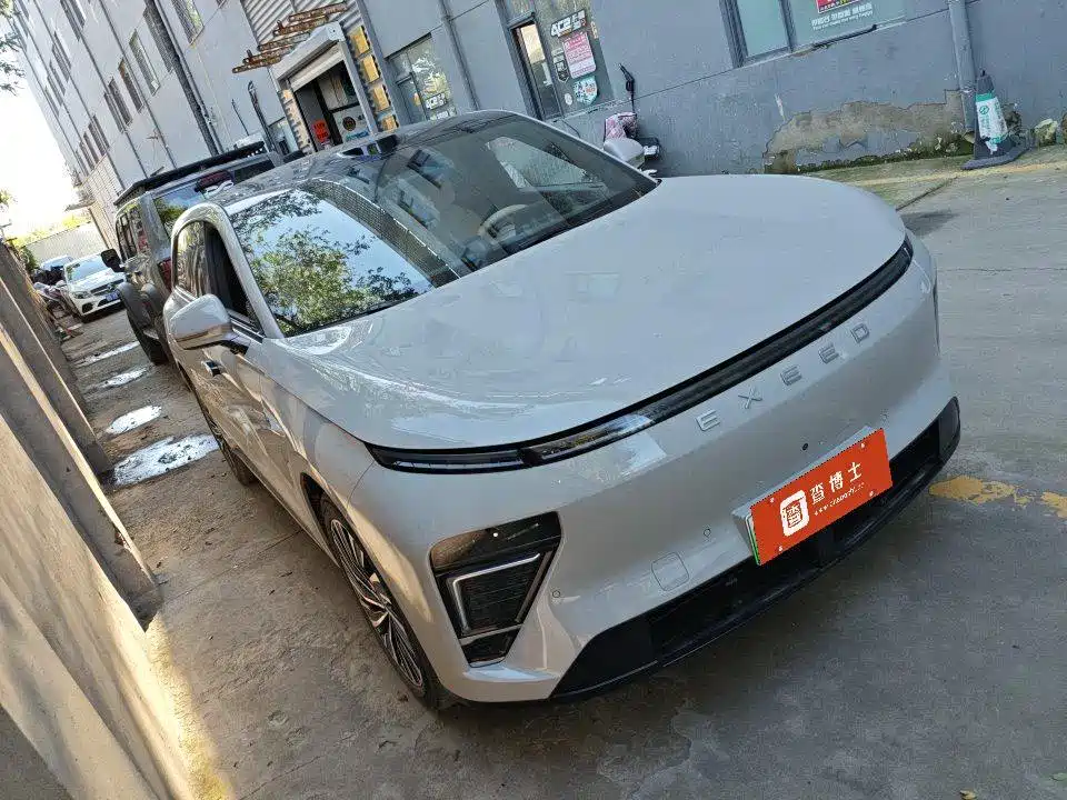 Exeed Xingjiyuan ET — миниатюра 2