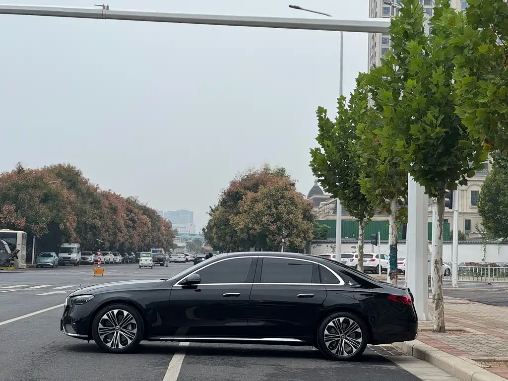 Mercedes-Benz E-Class New Energy — миниатюра 3