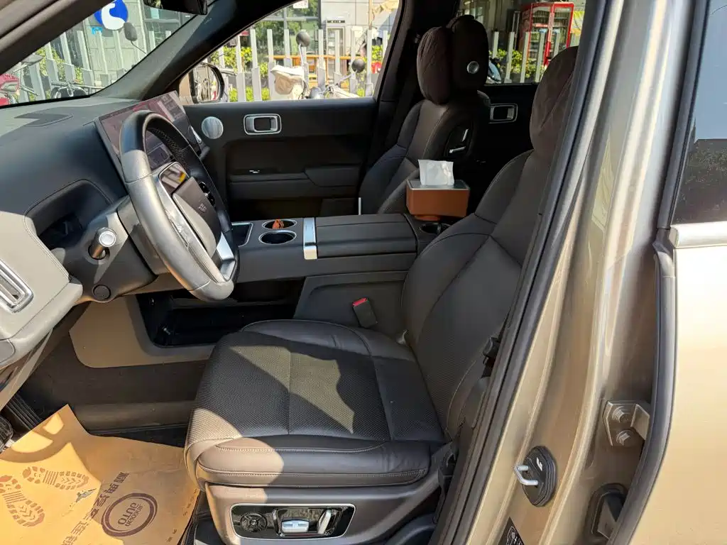 Li Auto Li L8 — миниатюра 8