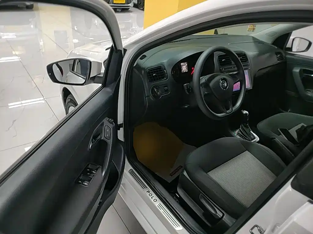 Volkswagen Polo — миниатюра 21