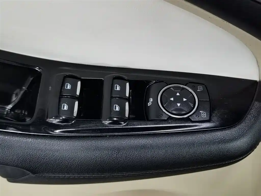 Ford Edge 2020 EcoBoost 245 5 мест