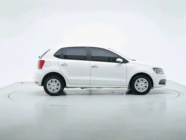 Volkswagen Polo — миниатюра 2