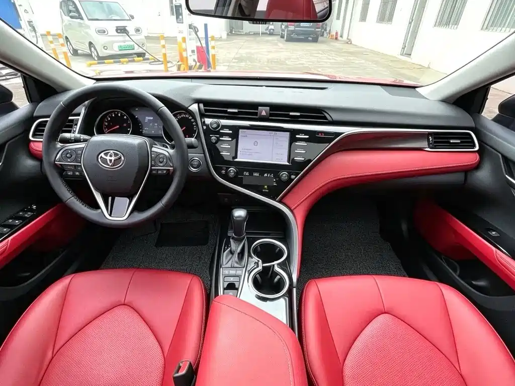 Toyota Camry — миниатюра 7