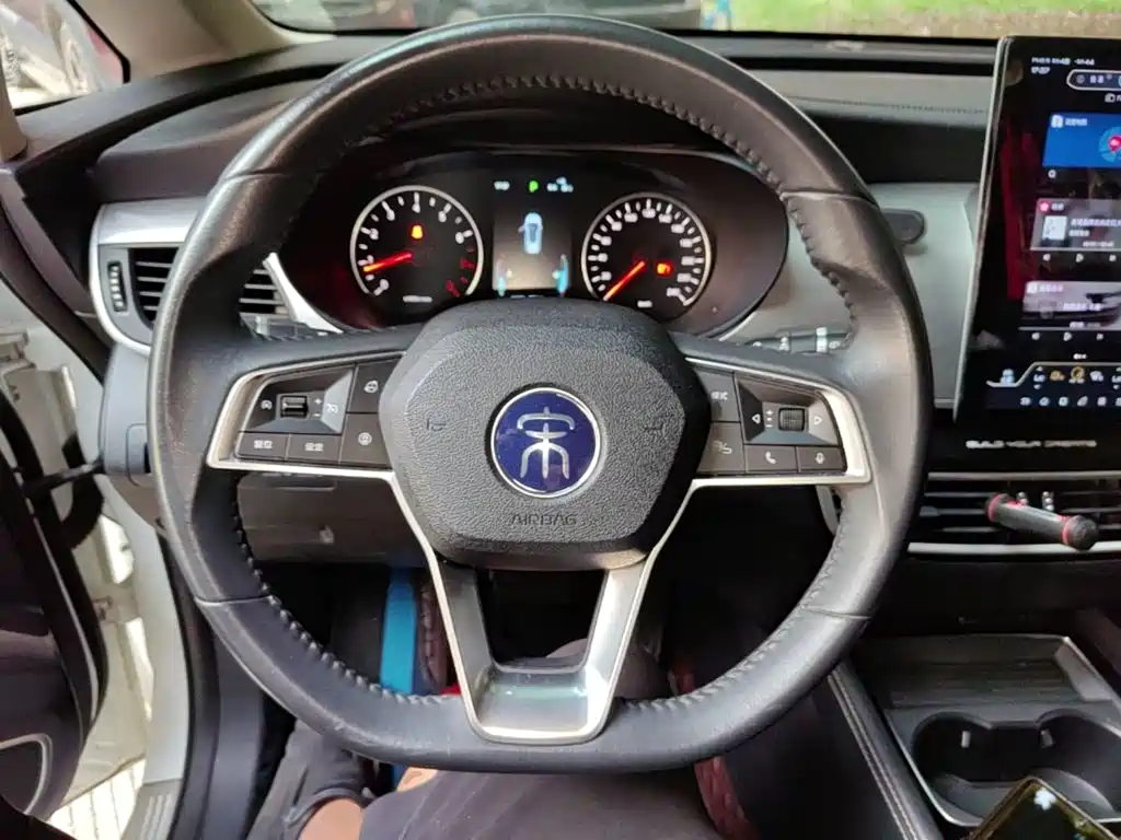 BYD MAX — миниатюра 11