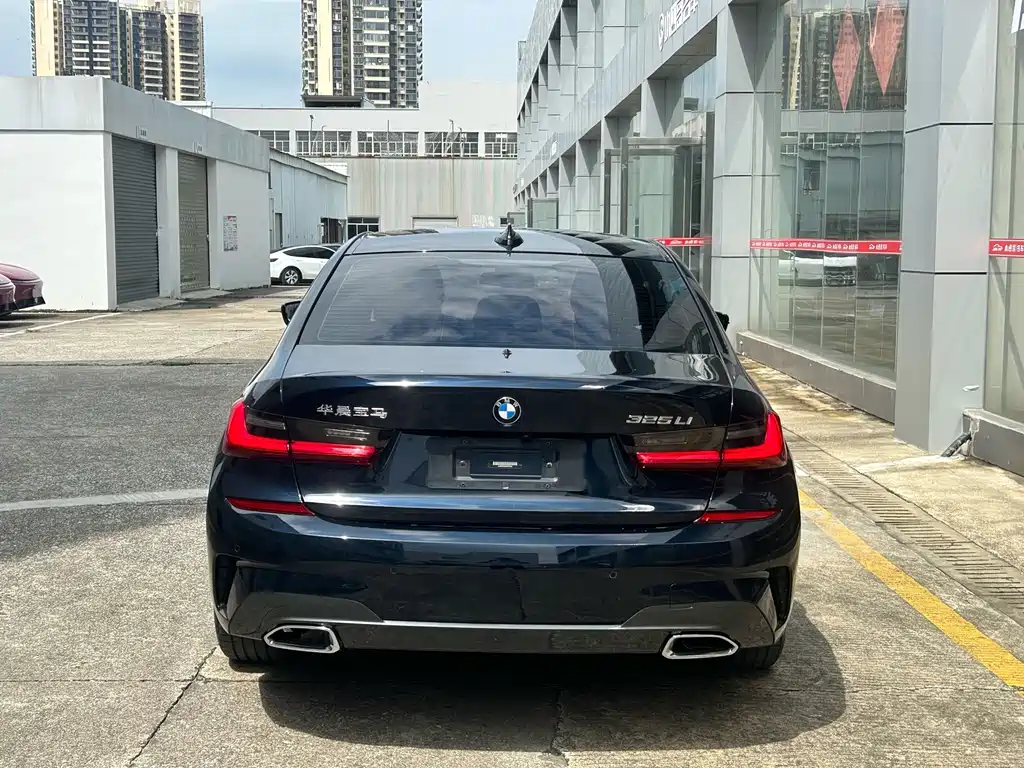 BMW 3 Series — миниатюра 5