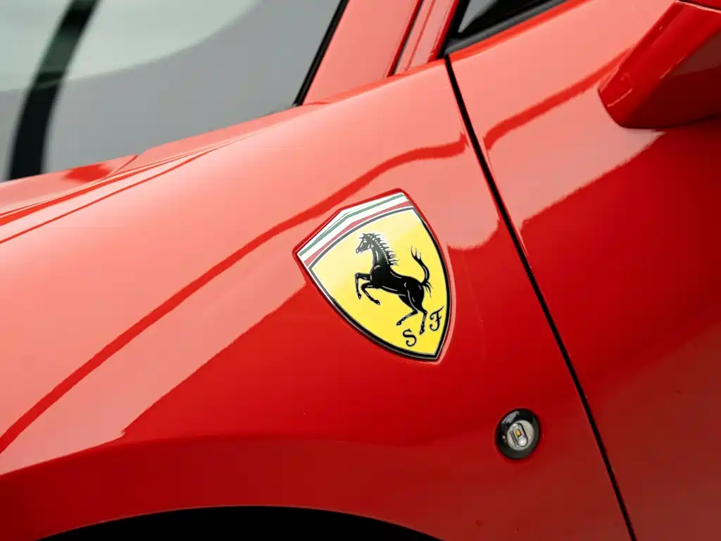 Ferrari F8 — миниатюра 4