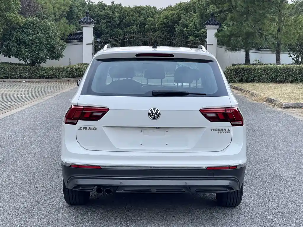 Volkswagen Tiguan L — миниатюра 14