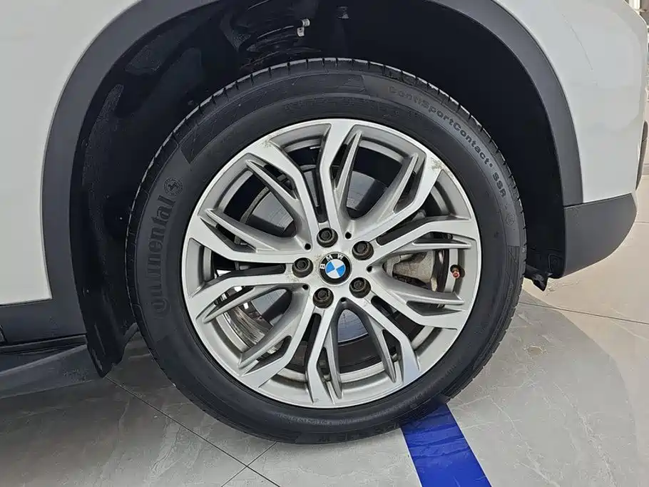 BMW X1 — миниатюра 6