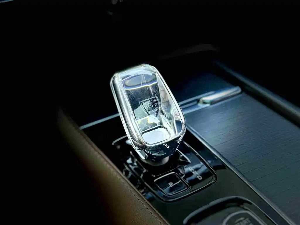 Volvo XC90 — миниатюра 14