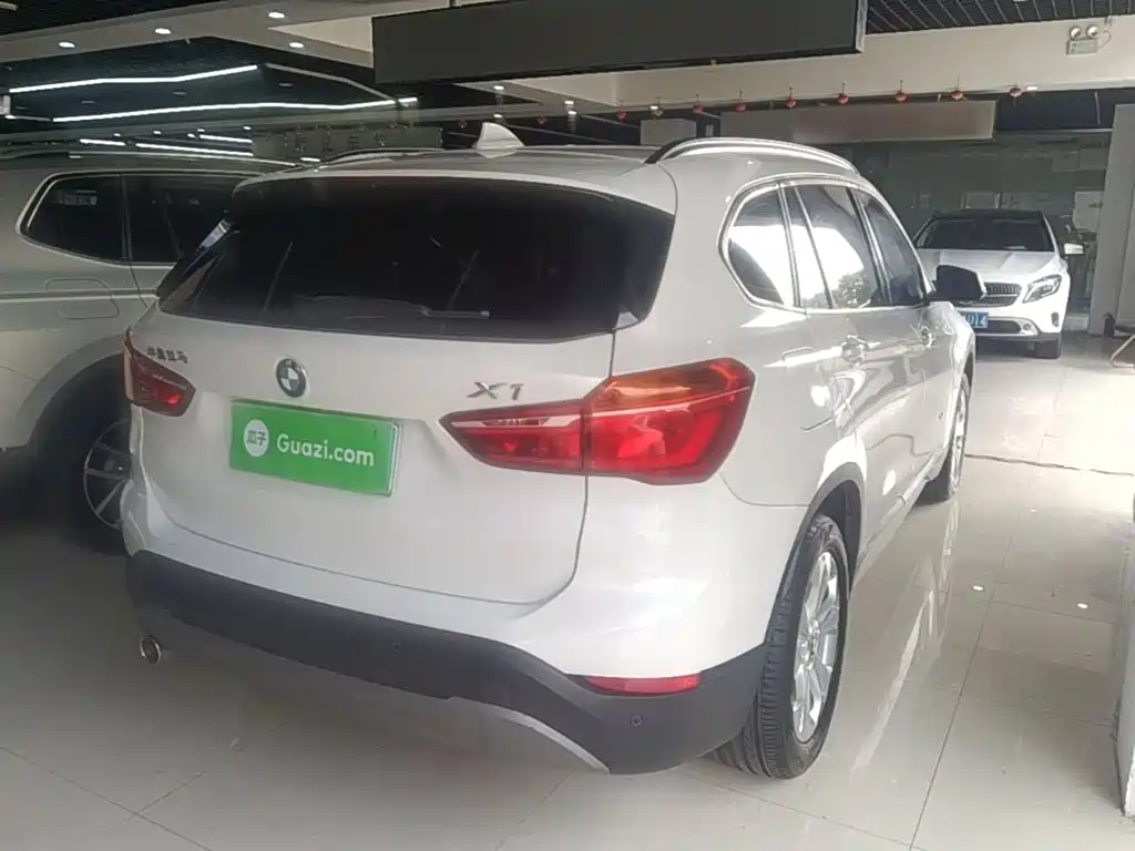 BMW X1 — миниатюра 7