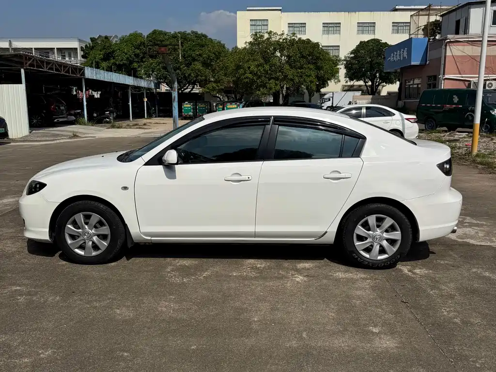 Mazda 3 — миниатюра 6